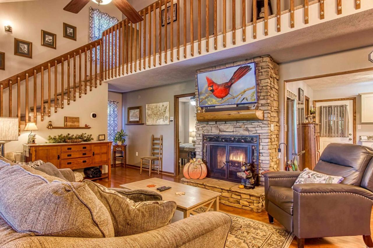 Cozy Cabin With Mountain Views Near Skylift Park! Gatlinburg Exterior photo
